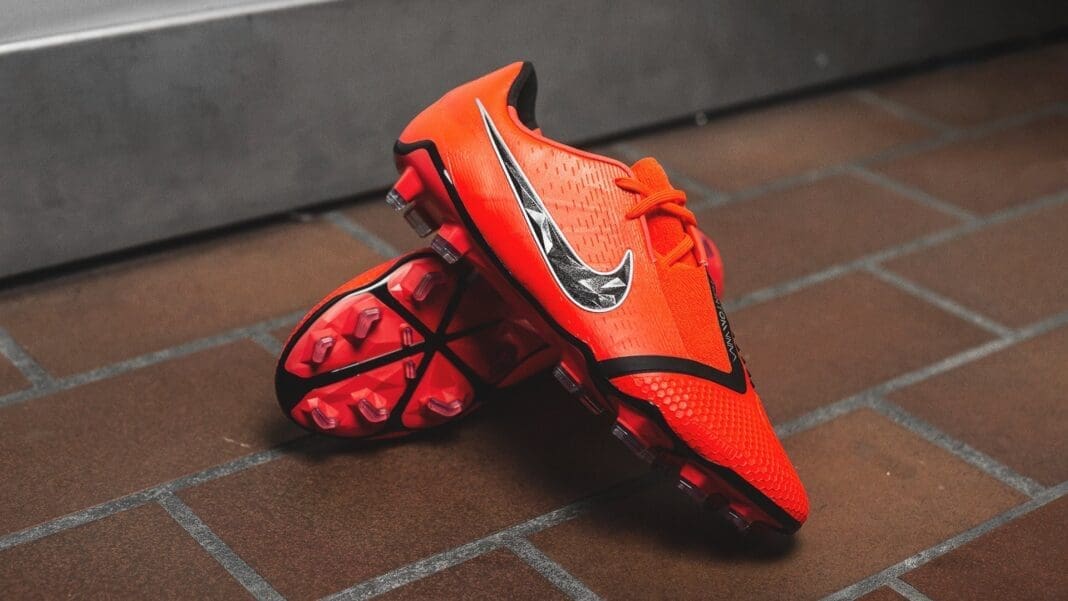 Nike PhantomVNM - Game Over Pack